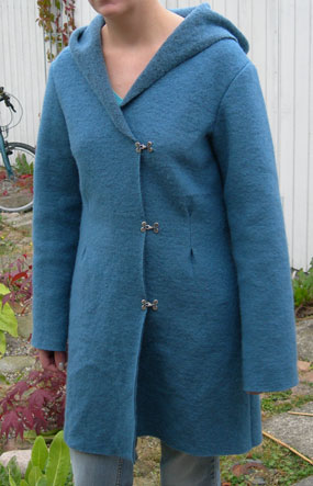 Onion coat with hood 1025 pattern review by MariaDenmark